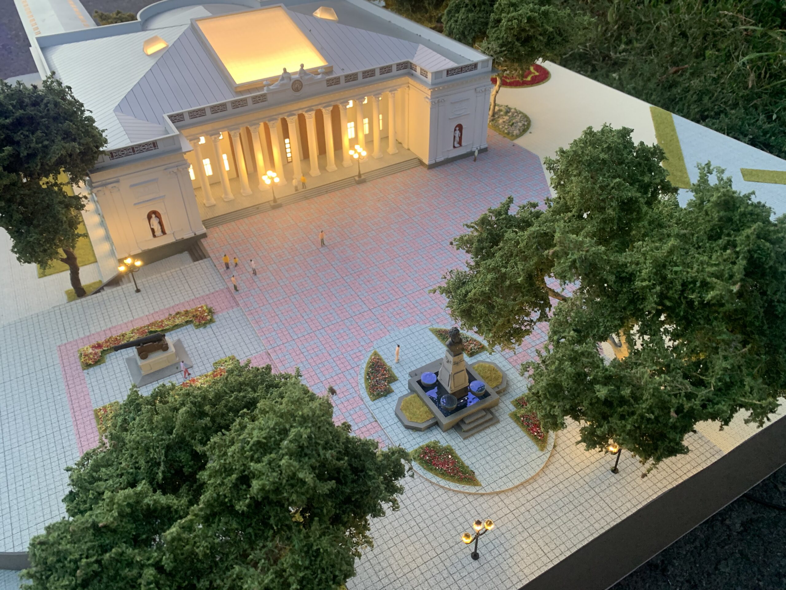 https://maketchik.com/wp-content/uploads/2021/09/IMG_3718-scaled.jpg